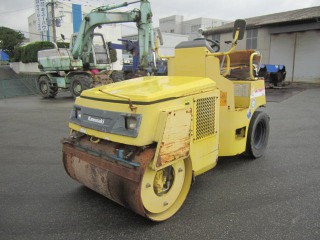 Дорожный виброкаток Kawasaki KV3A