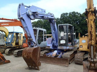 Гусеничный экскаватор Hitachi EX75