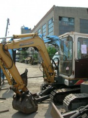 Гусеничный экскаватор YANMAR YB35