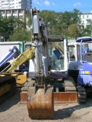 Гусеничный экскаватор KUBOTA KH055