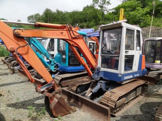 Гусеничный экскаватор FURUKAWA FX40